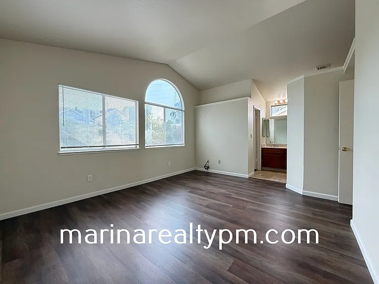 115 James River Rd — Photo 20