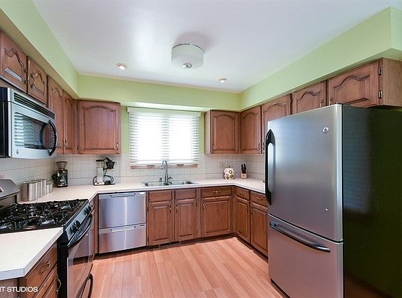 3rd image of 18523 Christina Dr