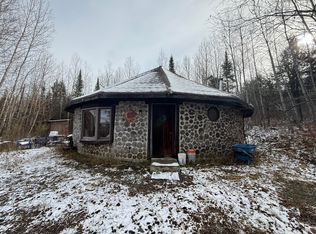 400 Windy Pitch Dr, Parkman, ME 04443