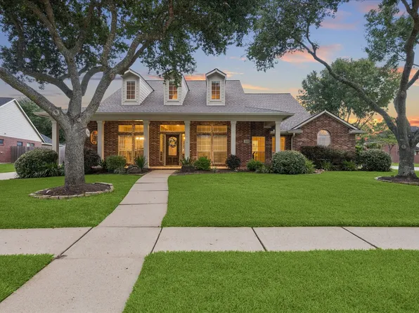 2829 Love Ct, Friendswood, TX 77546