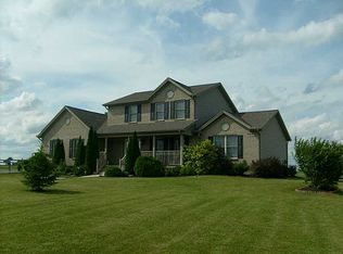 1022 Smith Rd, Xenia, OH 45385