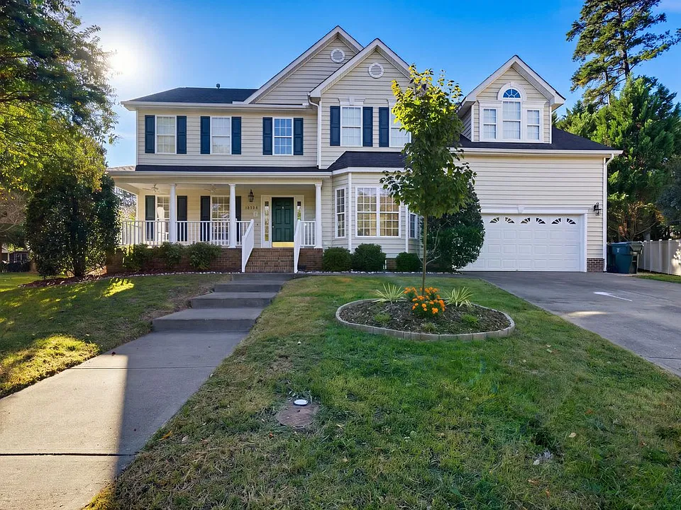10704 Debmoor Pl