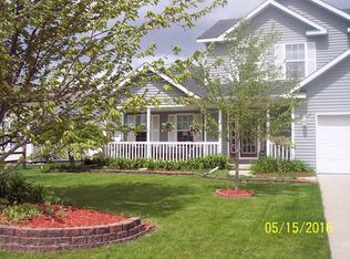 10136 Blue Jay Dr, Freeland, MI