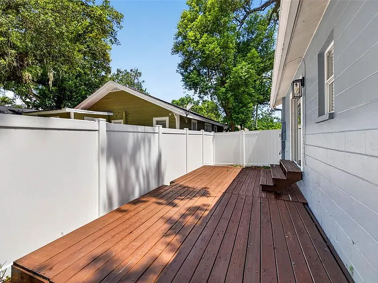 1909 E Henry Ave — Photo 26