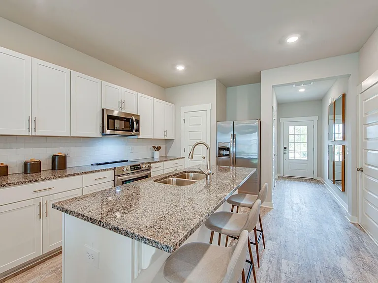 779 Mickelson Way — Photo 8
