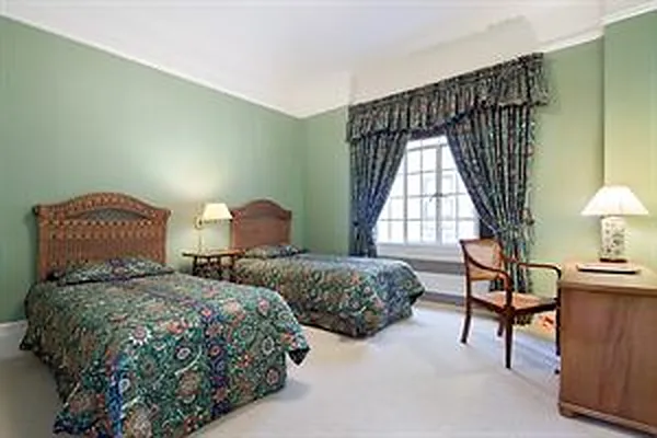 Sold by Douglas Elliman | media 18