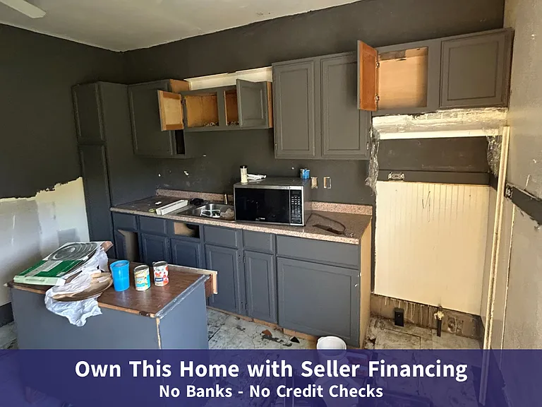 7000 Florence Pl — Photo 4