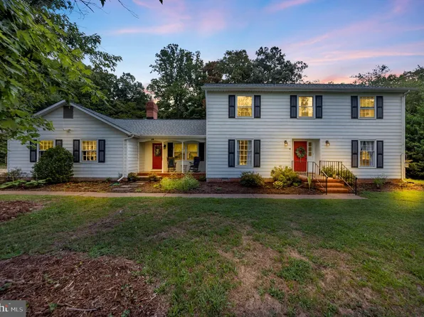 708 Lendall Ln, Fredericksburg, VA 22405