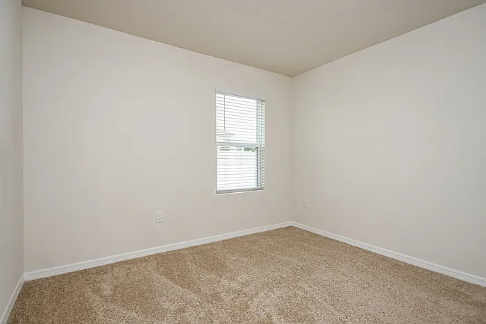 668 Squires Grove Dr — Photo 15
