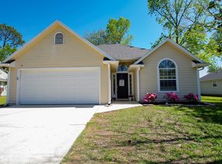 506 McIntosh Dr, Saint Marys, GA 31558
