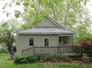 2470 N Graceland Ave, Decatur, IL 62526