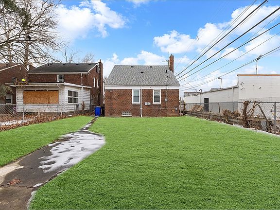 2nd image of 11430 Minock St
