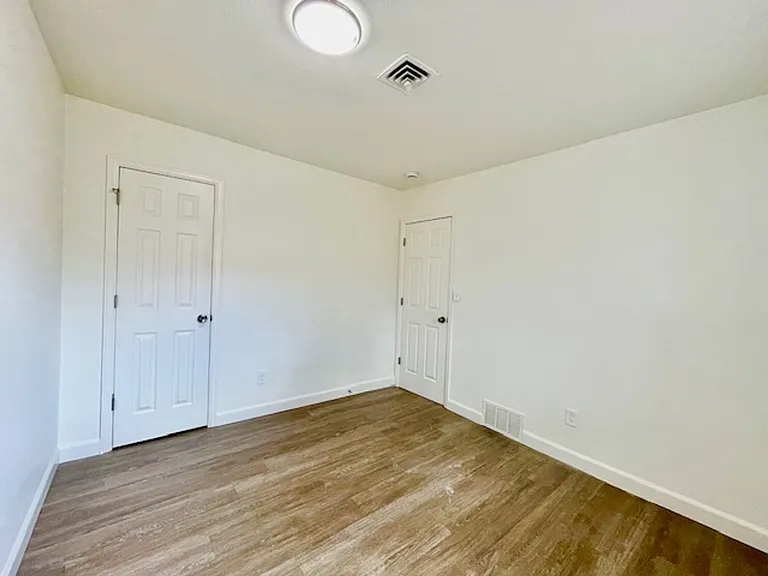 2765 W 2nd Ave — Photo 12