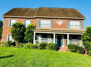 7101 Hannah Brook Rd, Knoxville, TN 37918