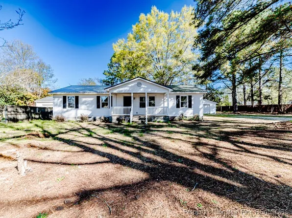 488 Hall Rd, Erwin, NC 28339
