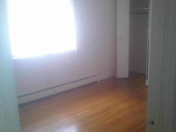 4th image of 9583 Maple Dr APT 1S