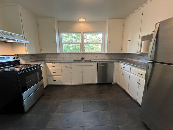 Kitchen newly updated with new appliances