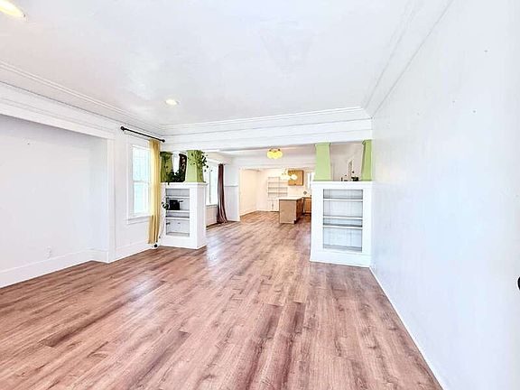 2nd image of 4187 Denker Ave Unit A