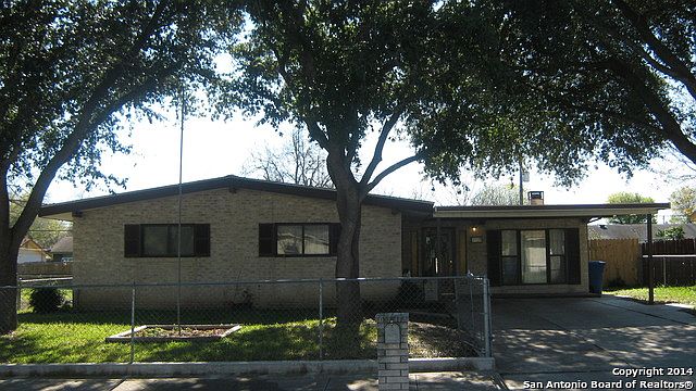 1st image of 5226 Village Glen Dr