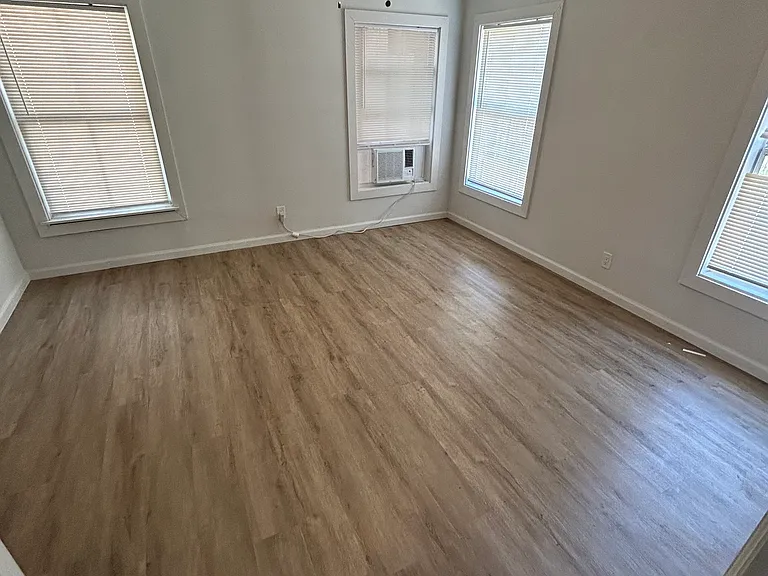 650 W Neely St — Photo 9