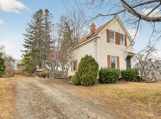 20 Depot Rd, Falmouth, ME 04105