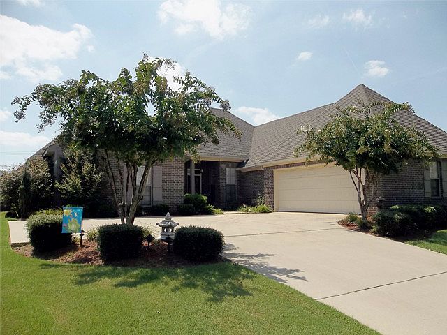 1st image of 161 Bear Creek Cir