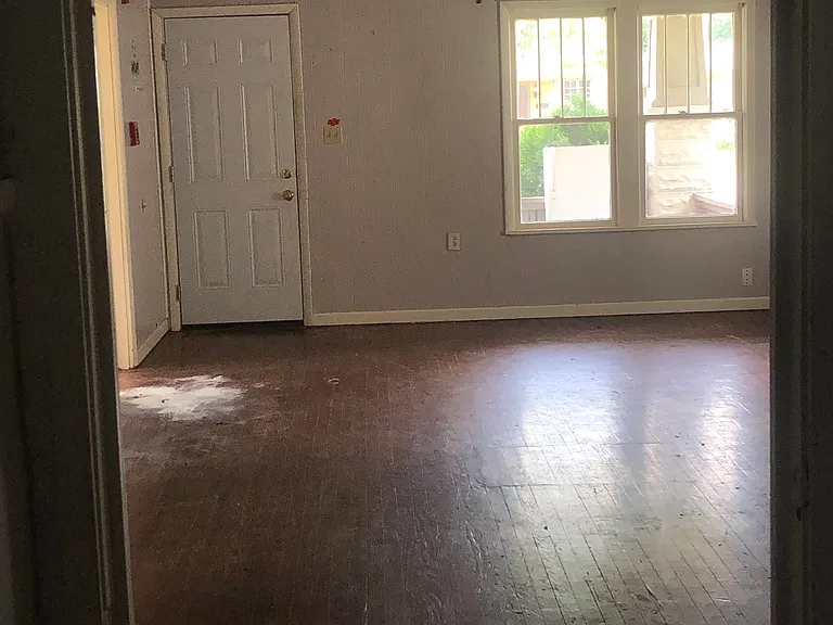 408 S Duncan St #1 — Photo 4