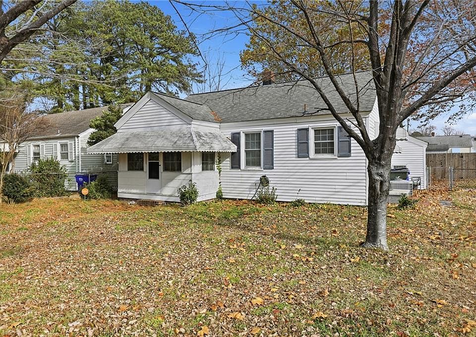 1st image of 3500 Hyde Cir
