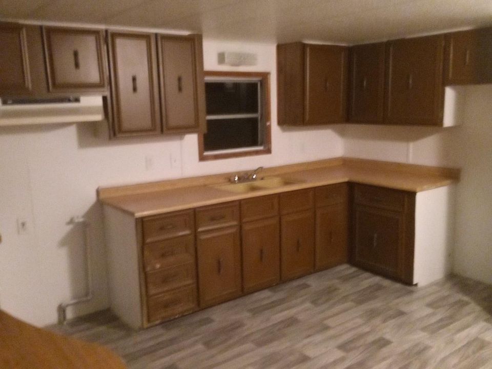 2nd image of 7601 N Highway Vv