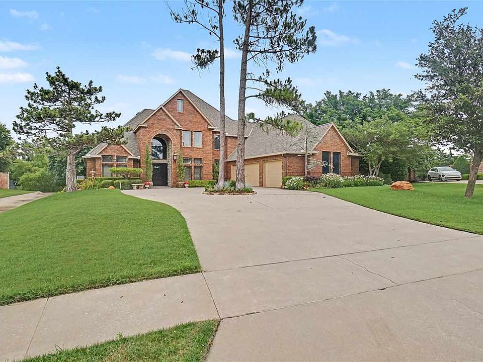 1st image of 8203 NW Stonebridge Ct