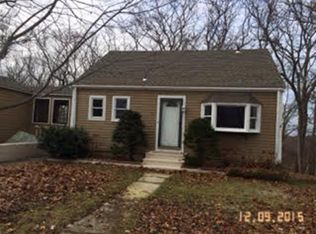 38 Trask St, Gloucester, MA 01930