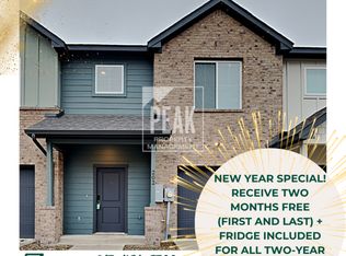 102 Briarwood Ln, Fort Worth, TX 76140