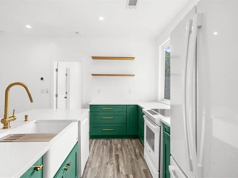 1871 Dyer Cir — Photo 25