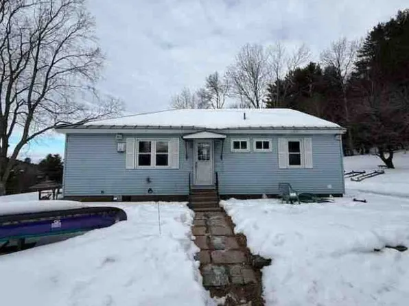 129 Stage Rd, Chesterfield, NH 03443