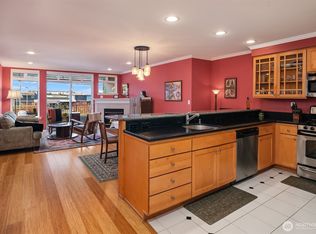 6042 Seaview Ave NW UNIT 203, Seattle, WA