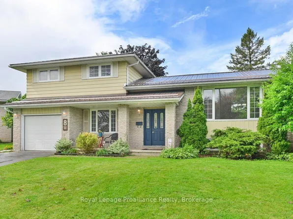 8 Panter Cir, Belleville, ON K8P 4S7