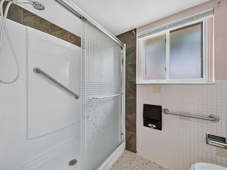 29101 Campbell Dr — Photo 21