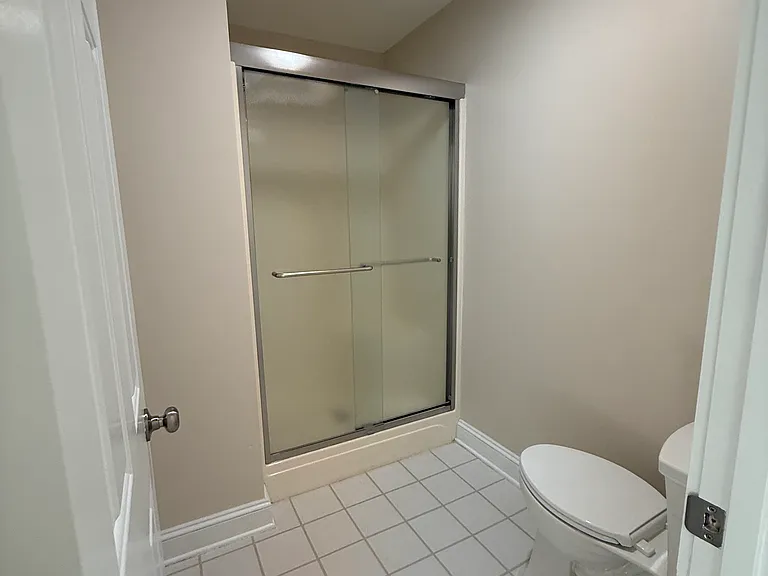 908 Resort Cir #201 — Photo 2