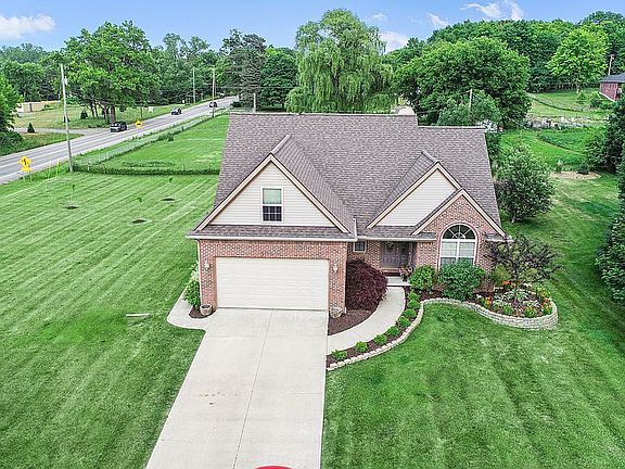 4th image of 31290 Butterfield Ln