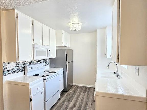 2nd image of 6725 Amherst St APT 1