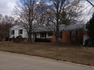 2104 S Lynn St, Urbana, IL