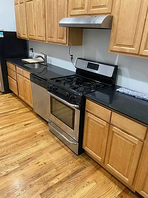 Rented by JB Mac Real Estate Inc. | media 2