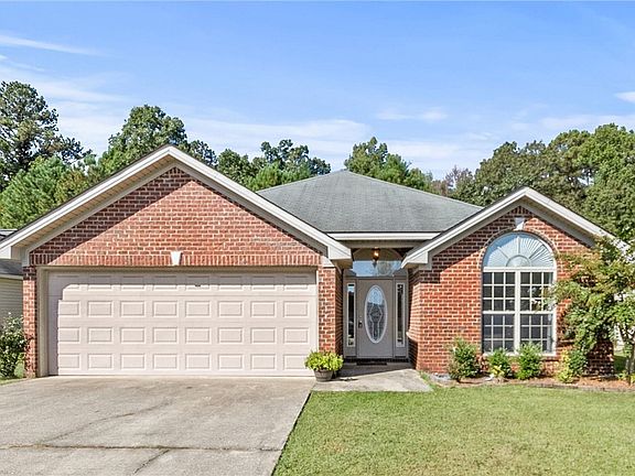 2nd image of 5008 Blackstone Ln