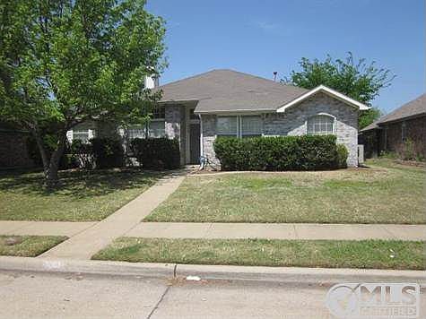 1st image of 8009 Lake Bend Dr