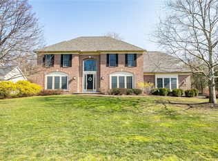 11 Mill Neck Ln, Pittsford, NY 14534