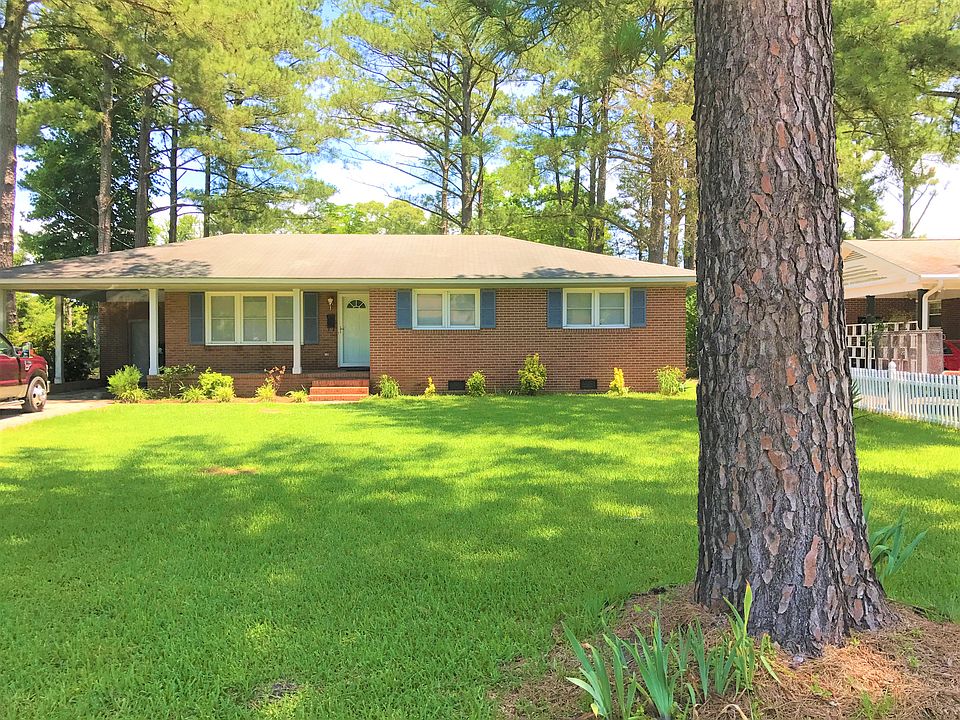 1st image of 2402 N Hills Dr