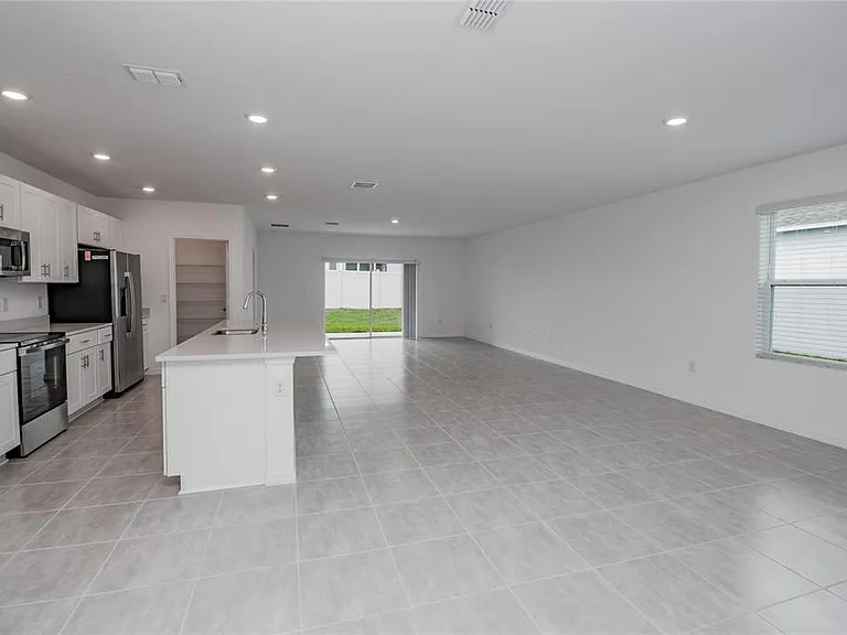2068 Babbling Brook Blvd — Photo 3