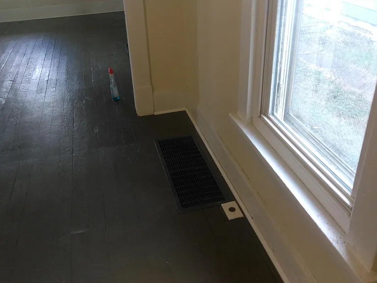 1819 Baltimore St — Photo 5