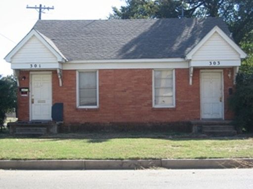 1st image of 303 NW 4th St