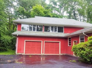 652 Metape Cir W, Bound Brook, NJ